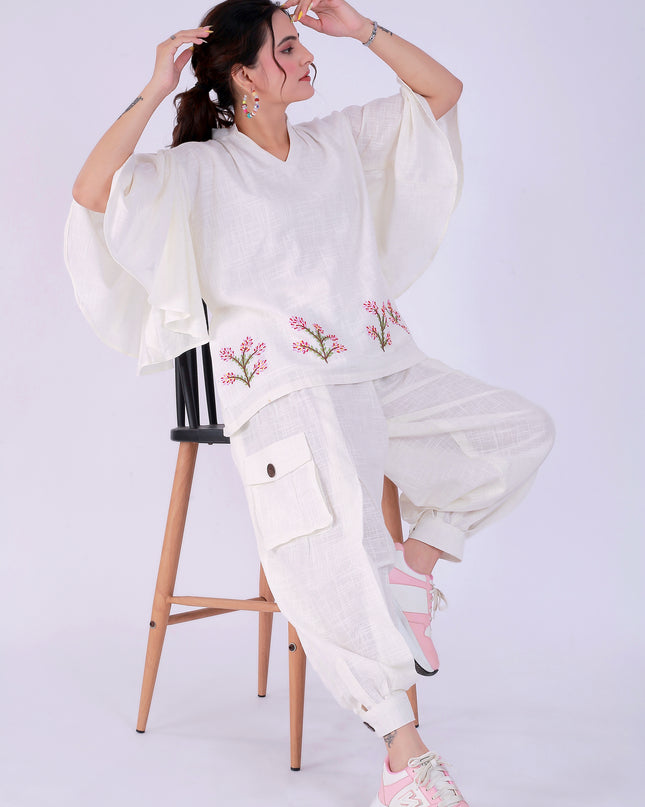 Safed Guldasta Co-ord Set