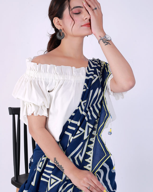 Trikon Saree Blue & White